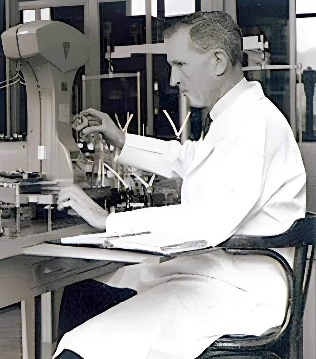 Picture of Andre Fraysse perfumer