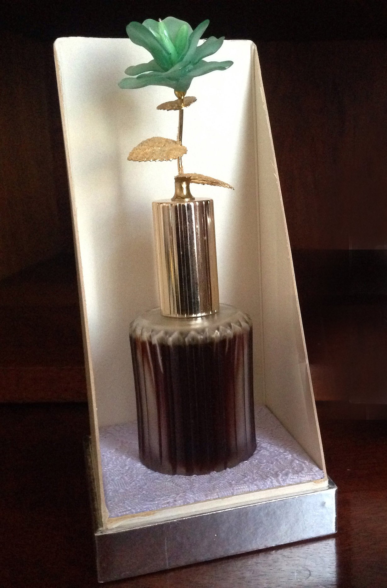 Анна Каренина (Anna Karenina) by Новая Заря (The New Dawn) perfume bottle