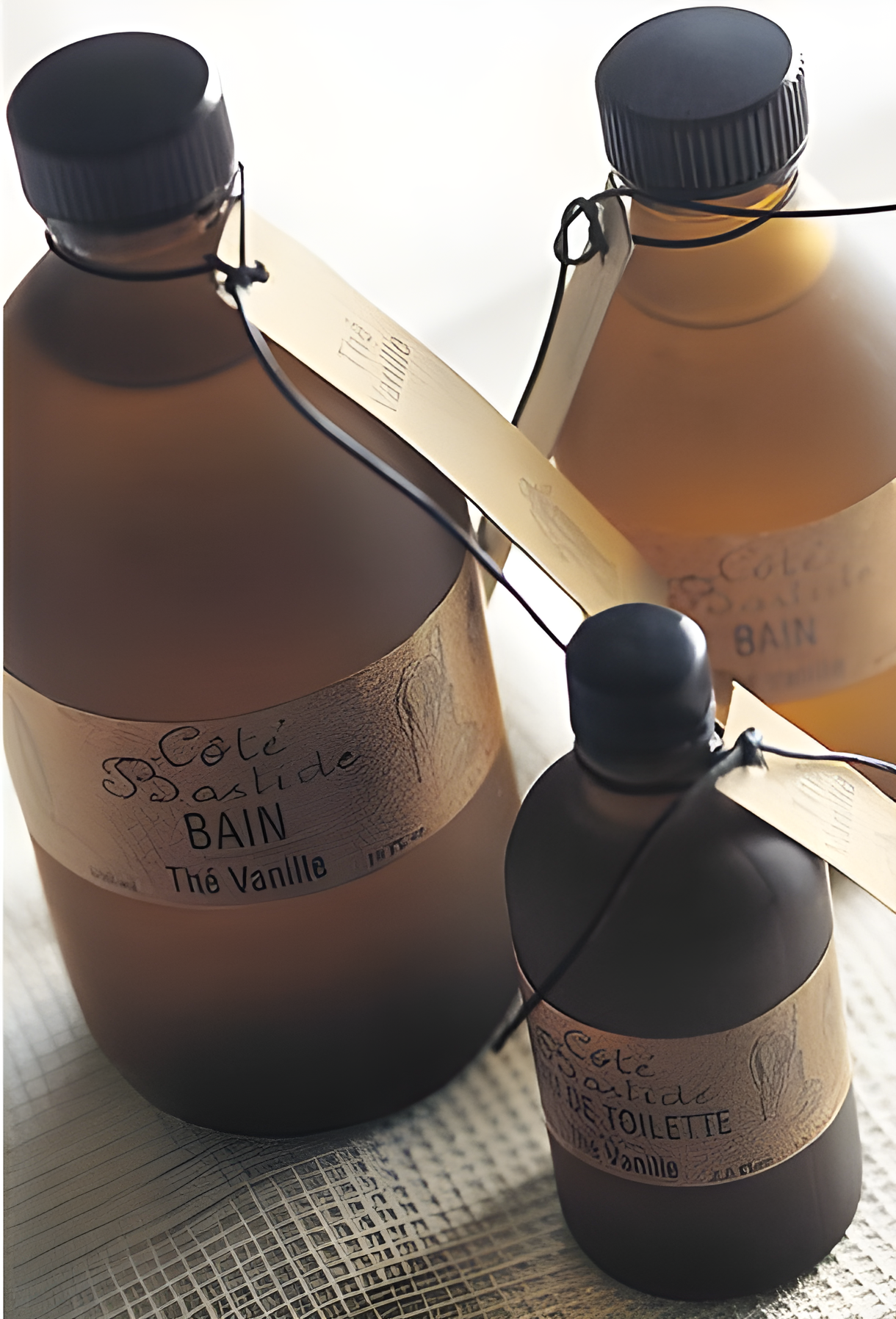 Vanilla Tea by Bastide Aix en Provence perfume bottle