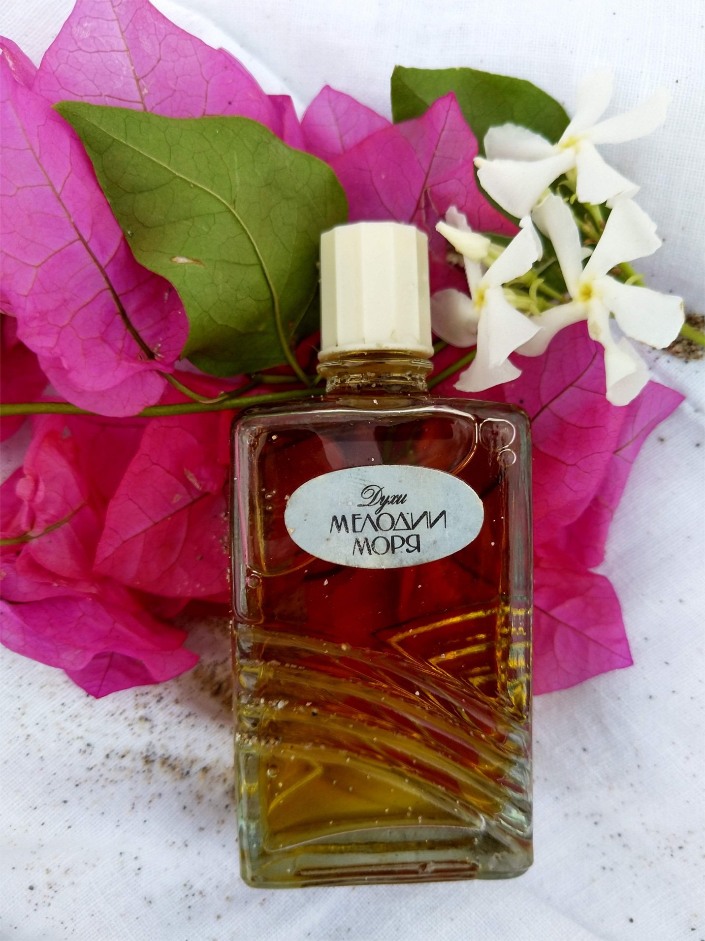 Мелодии Моря (Melodies of the Sea) by Crimean rose – Крымская роза perfume bottle