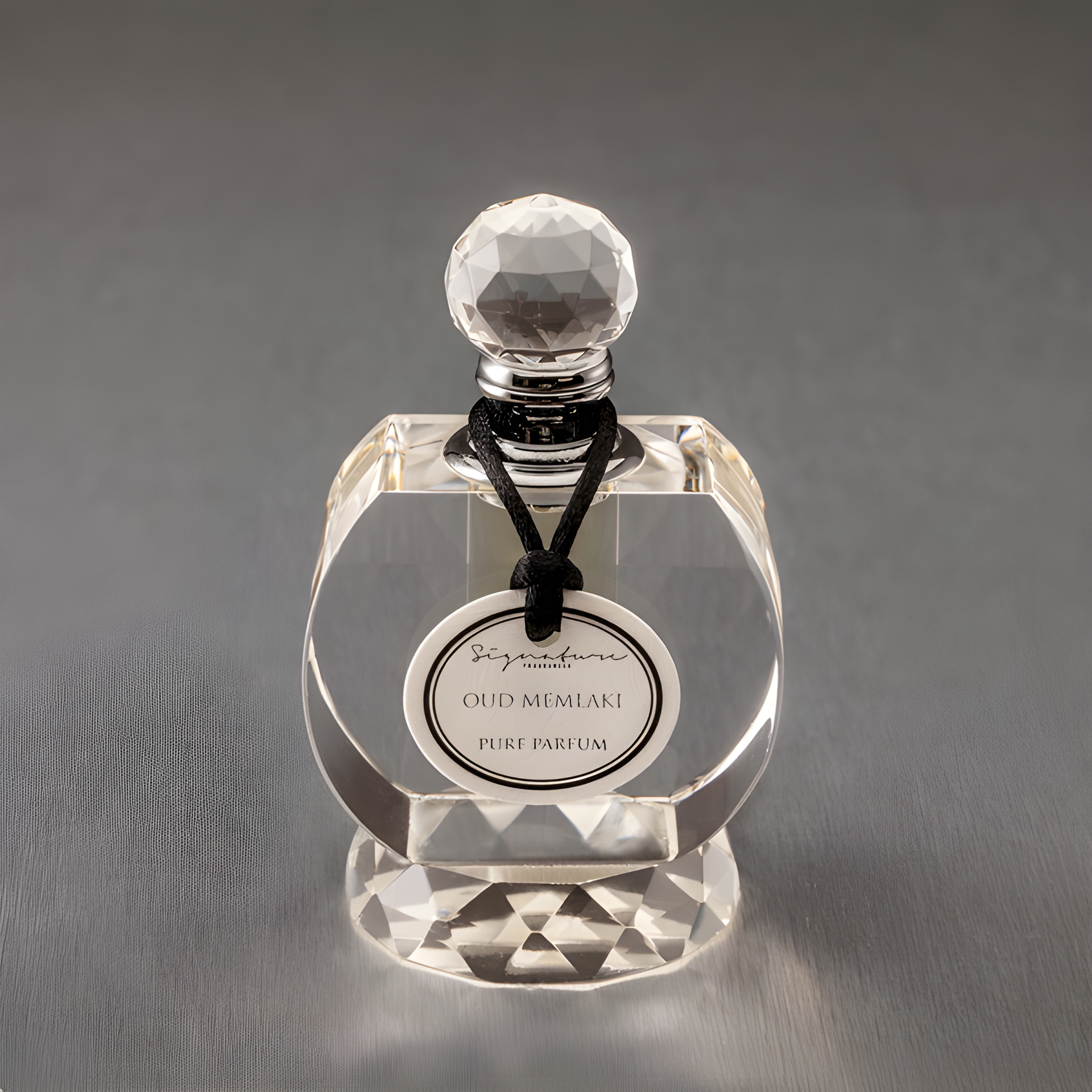 Oud Memlaki by Signature Fragrances perfume bottle
