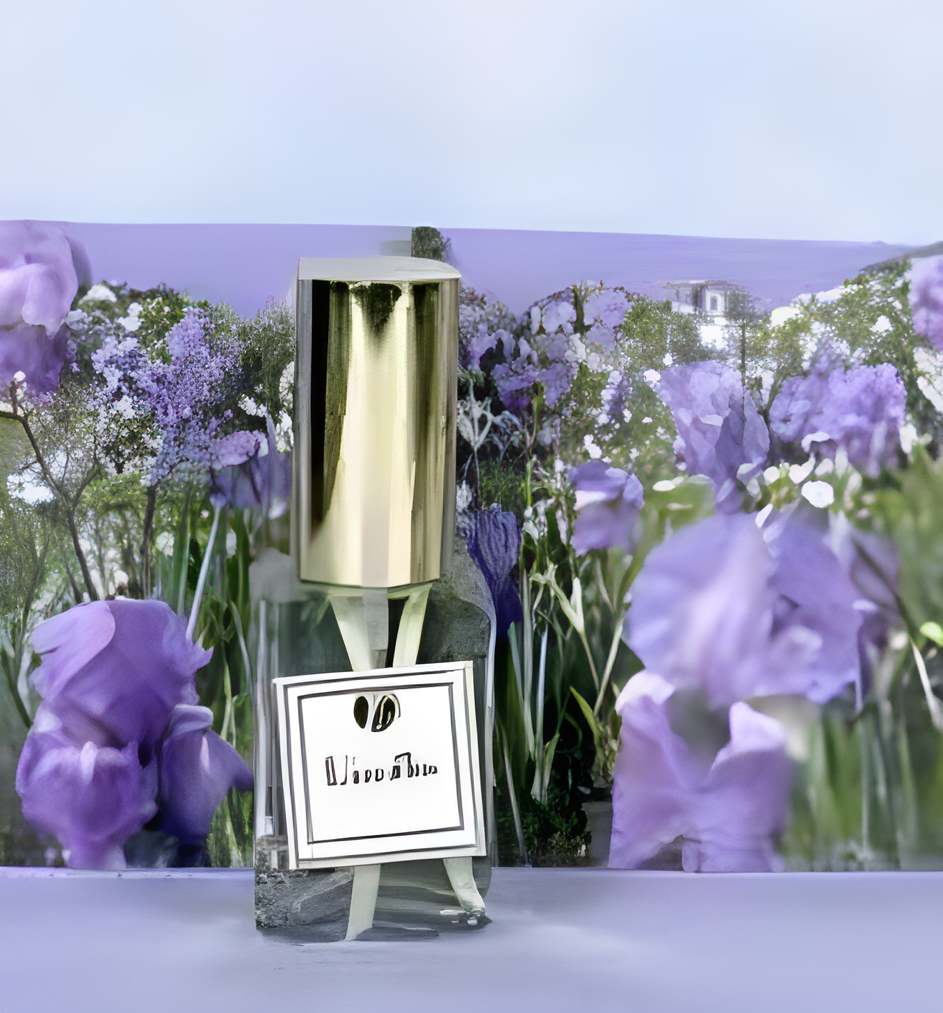 L’eau d’Iris by DSH Perfumes perfume bottle