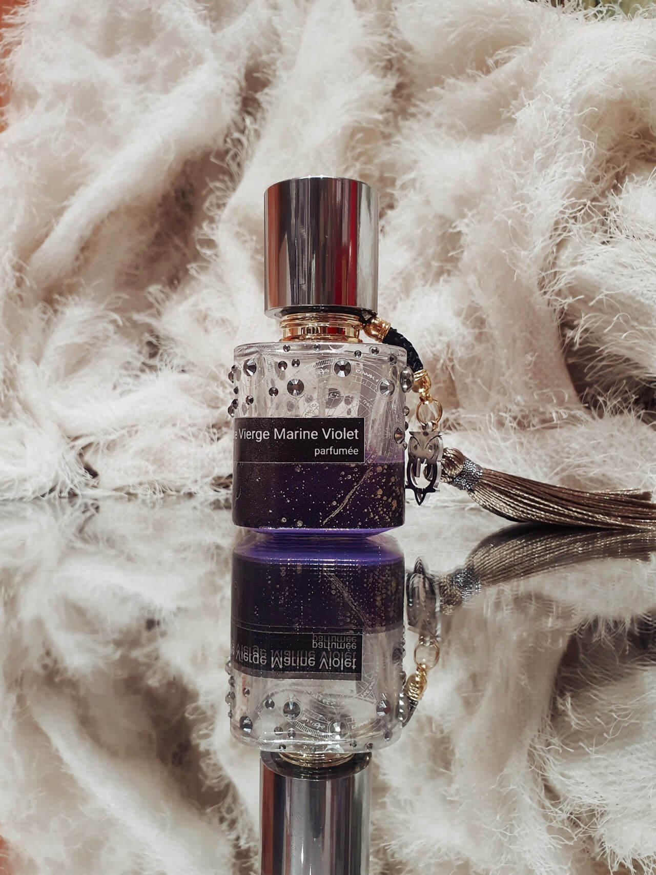 Nébuleuse Marine Violet by Chouette Vierge Parfumée perfume bottle