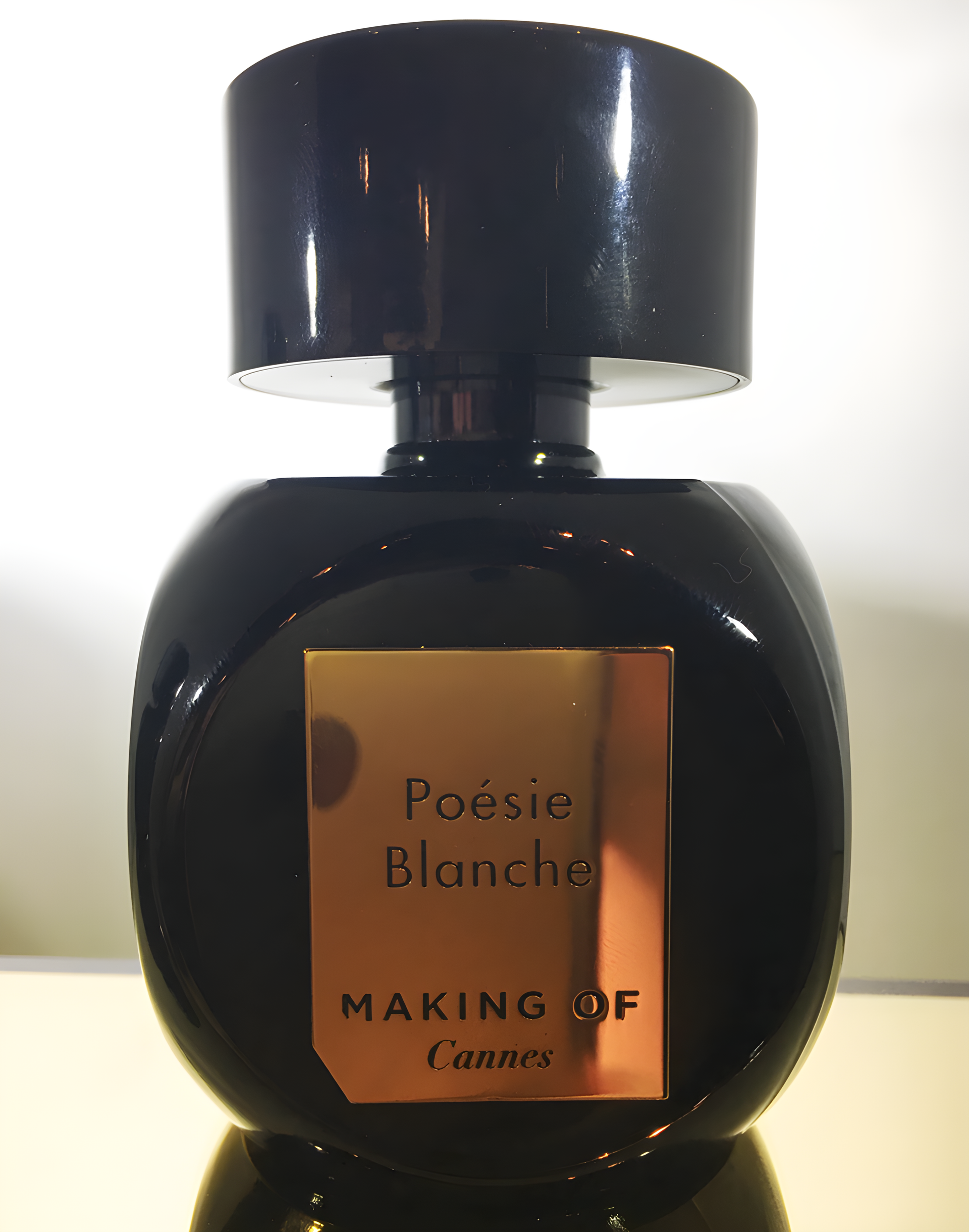 Poesie Blanche by Making of Cannes perfume bottle