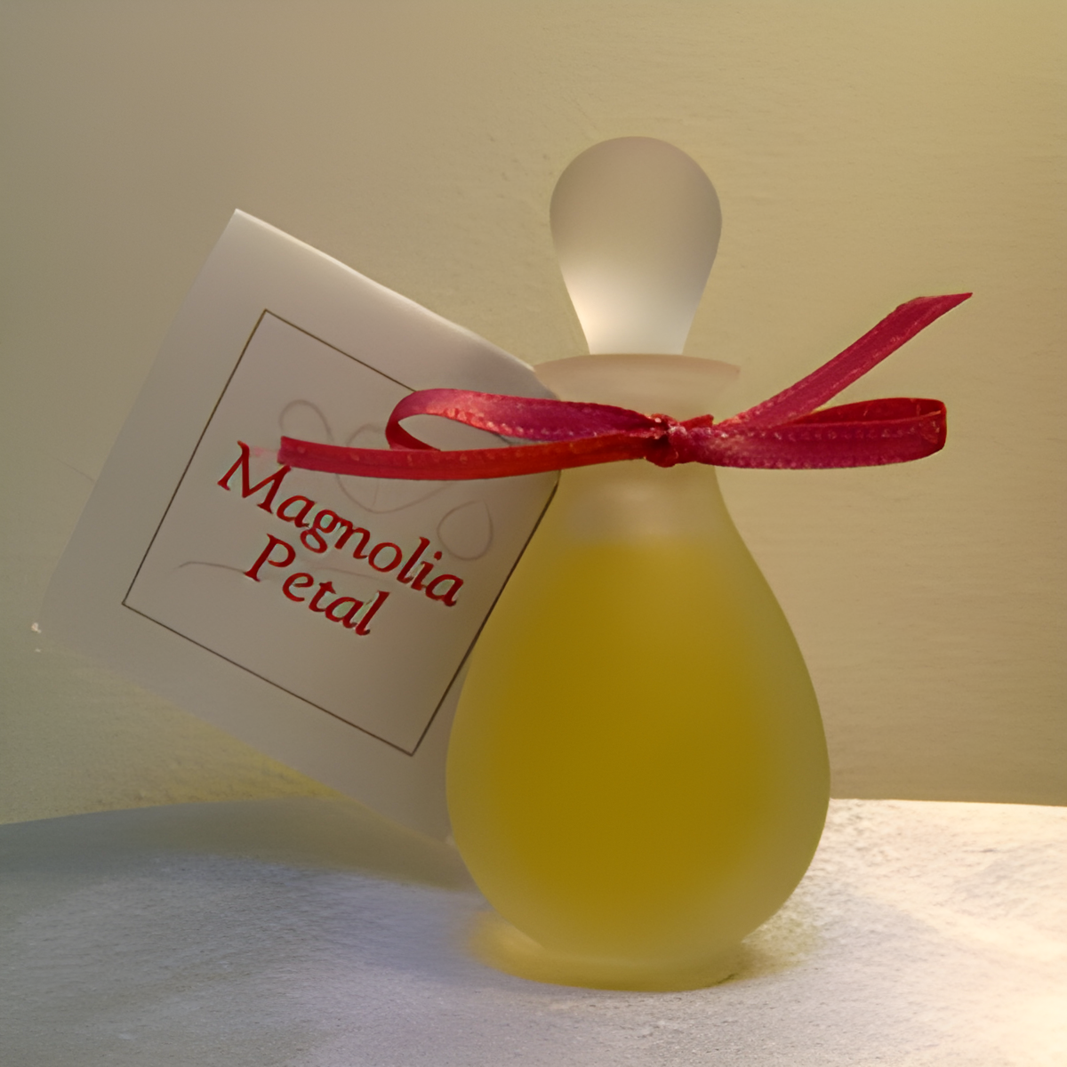 Magnolia Petal by Ayala Moriel perfume bottle