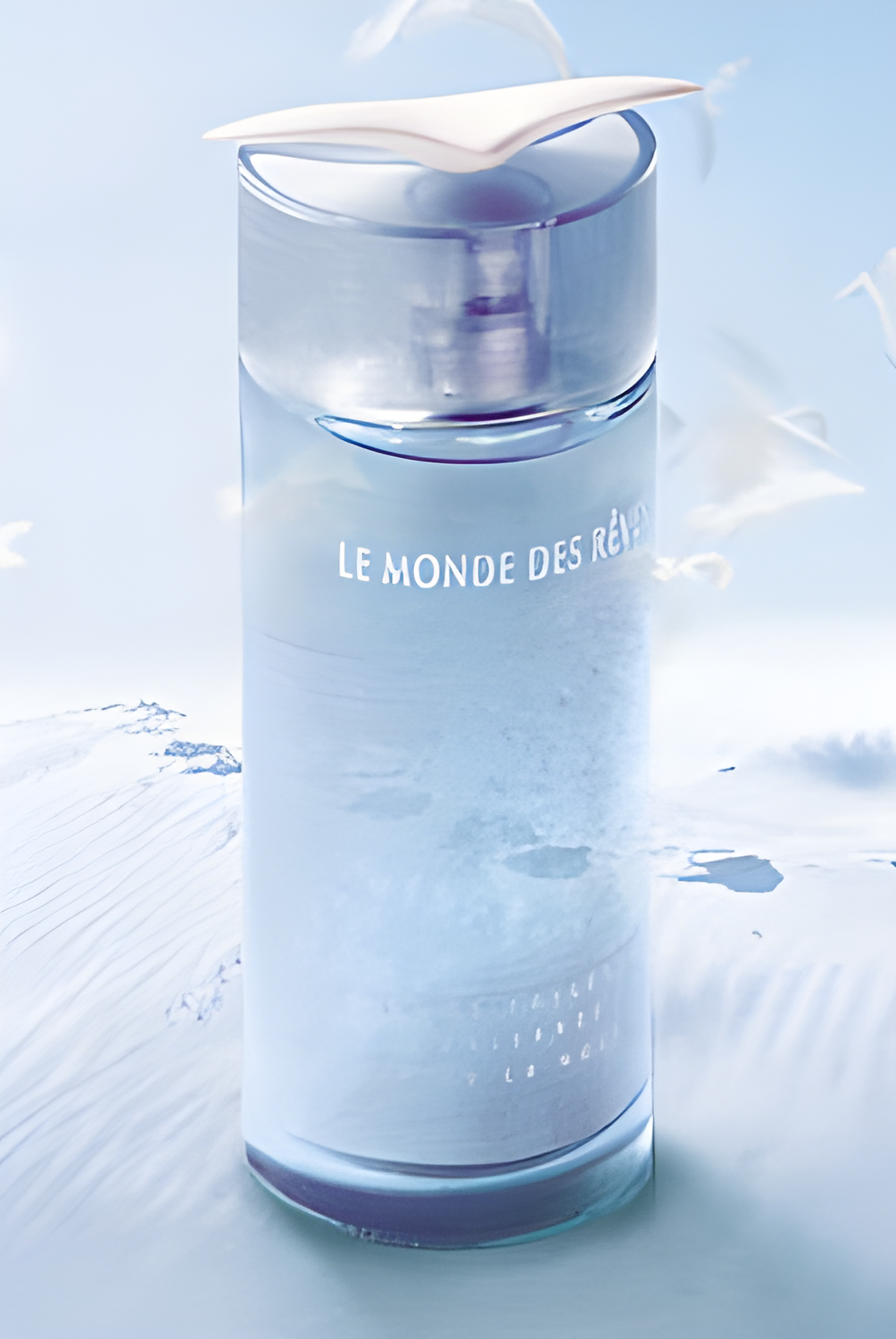 Le Monde Des Rêves by ID Parfums perfume bottle