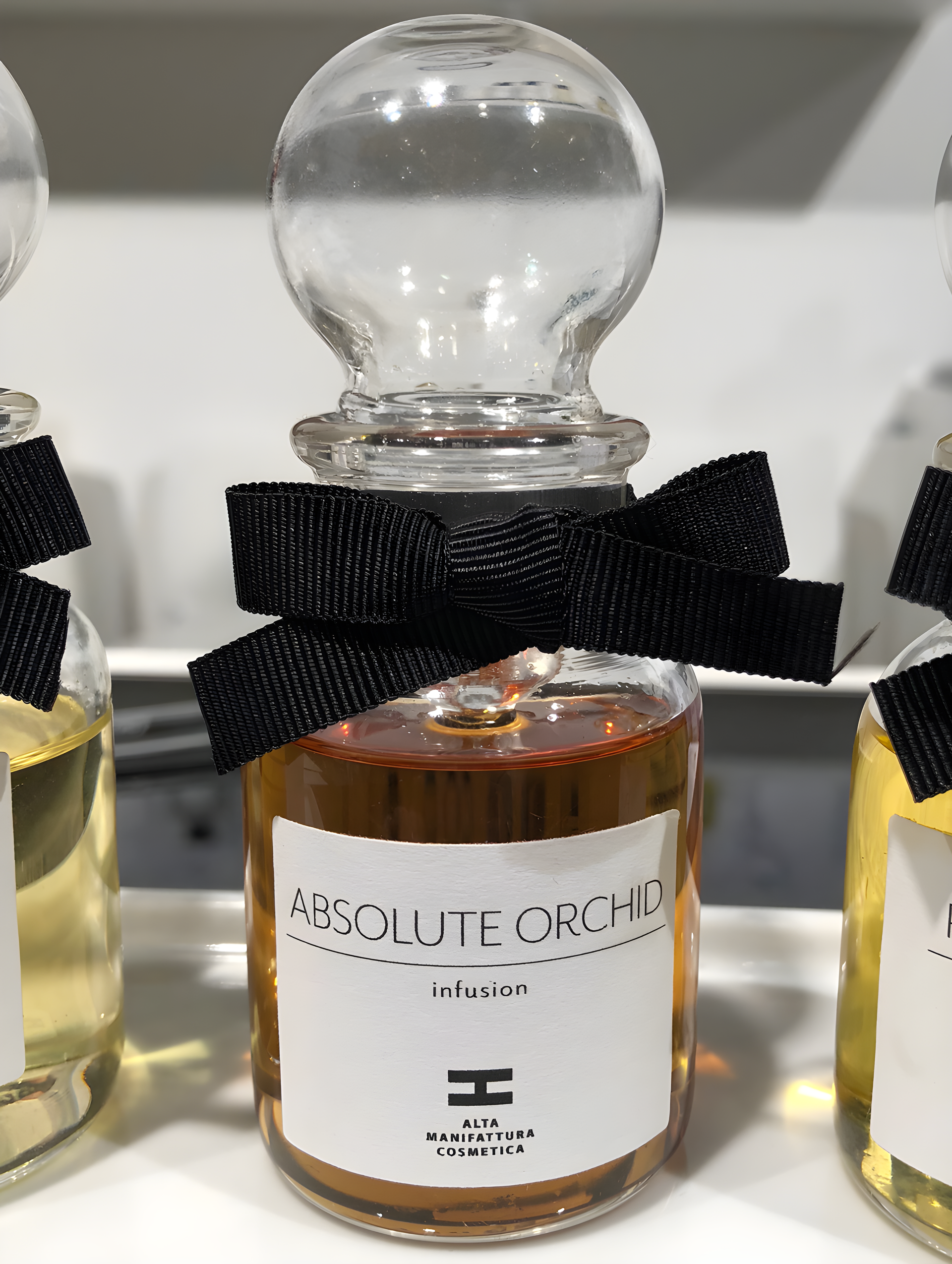 Absolute Orchid by Alta Manifattura Cosmetica perfume bottle