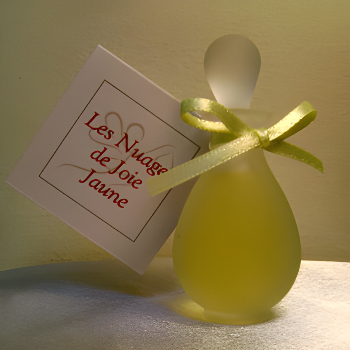 Les Nuages de Joie Jaune by Ayala Moriel perfume bottle