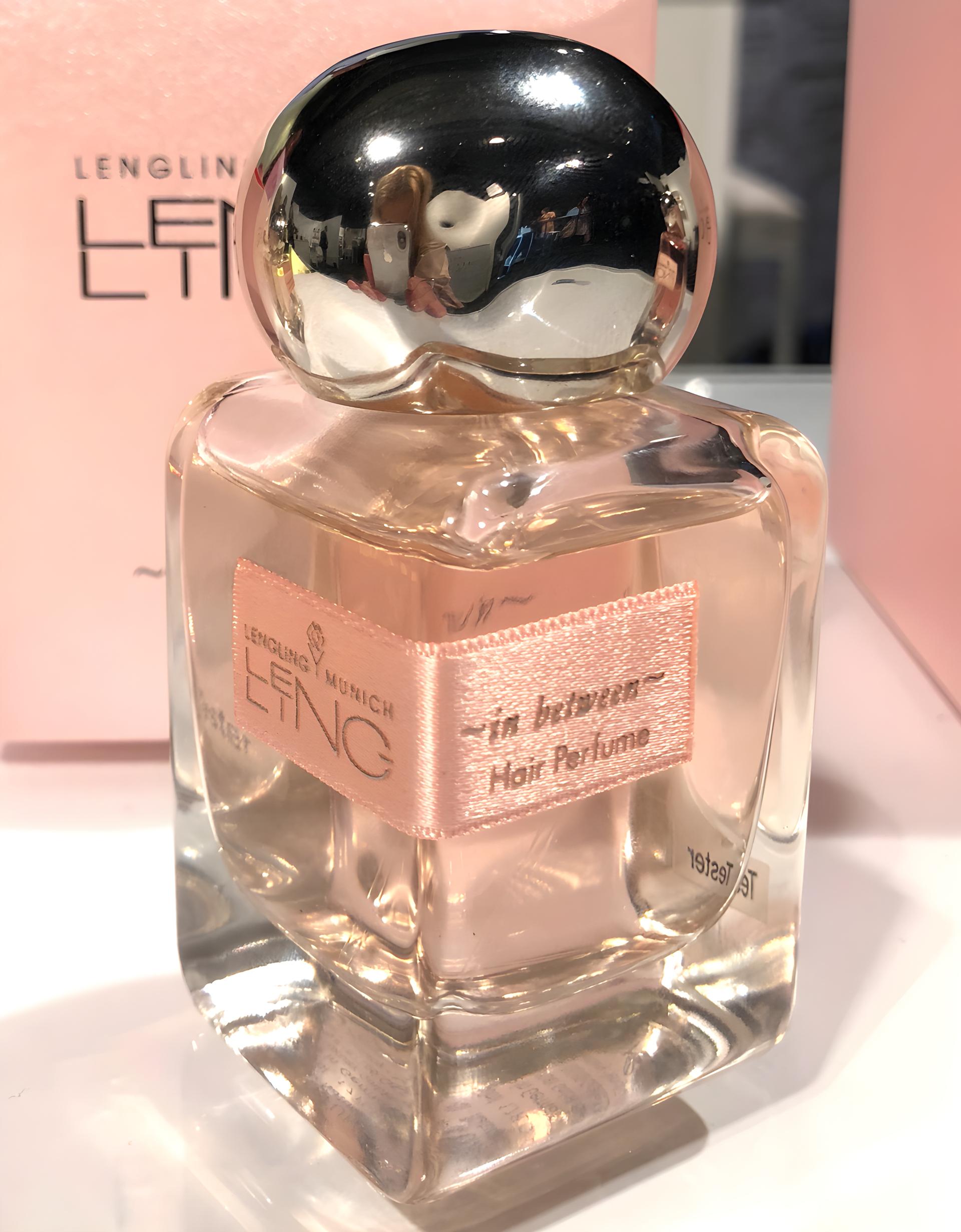 In Between by Lengling perfume bottle