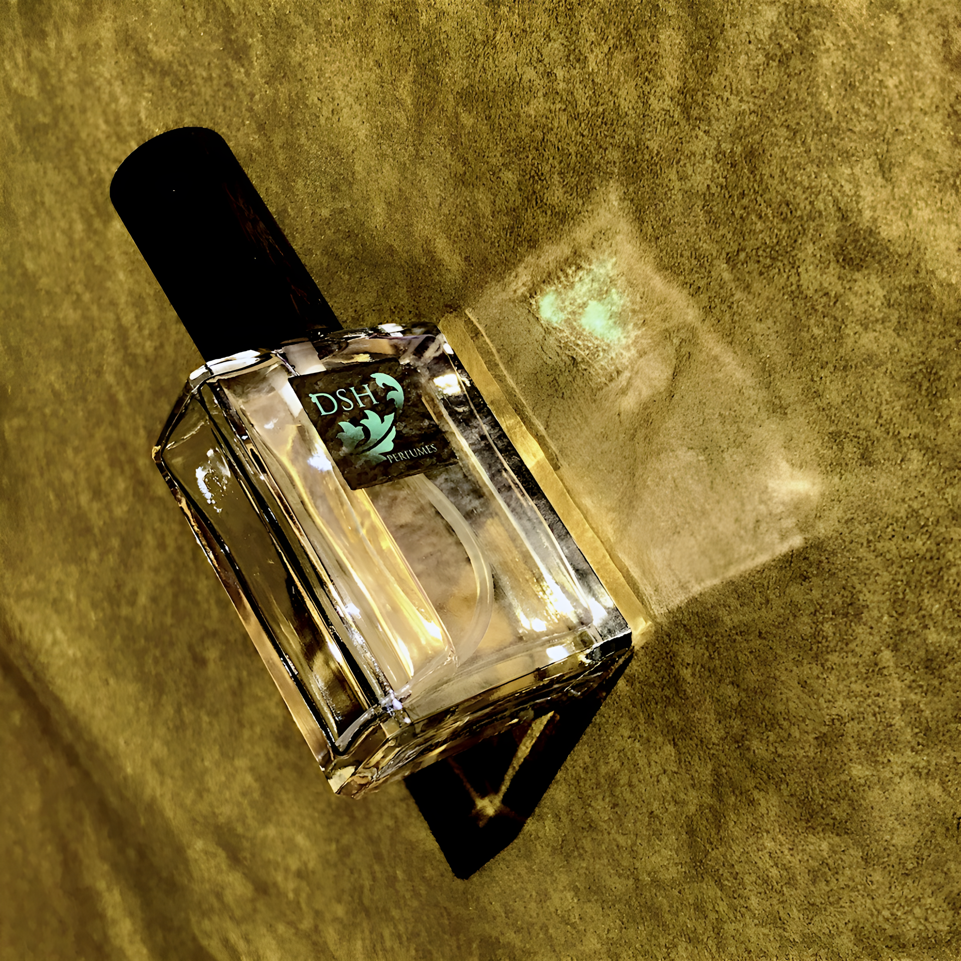 Bleu Ambrée by DSH Perfumes perfume bottle