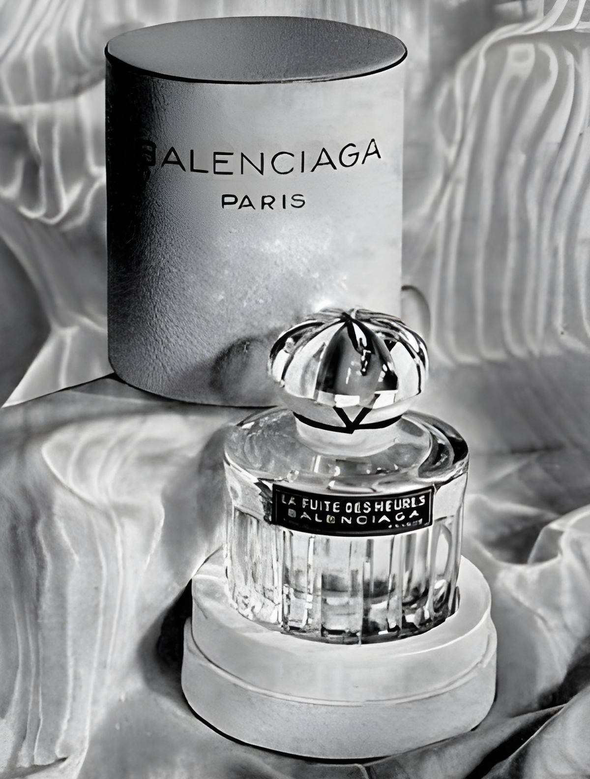 La Fuite Des Heures (Fleeting Moment) by Balenciaga perfume bottle