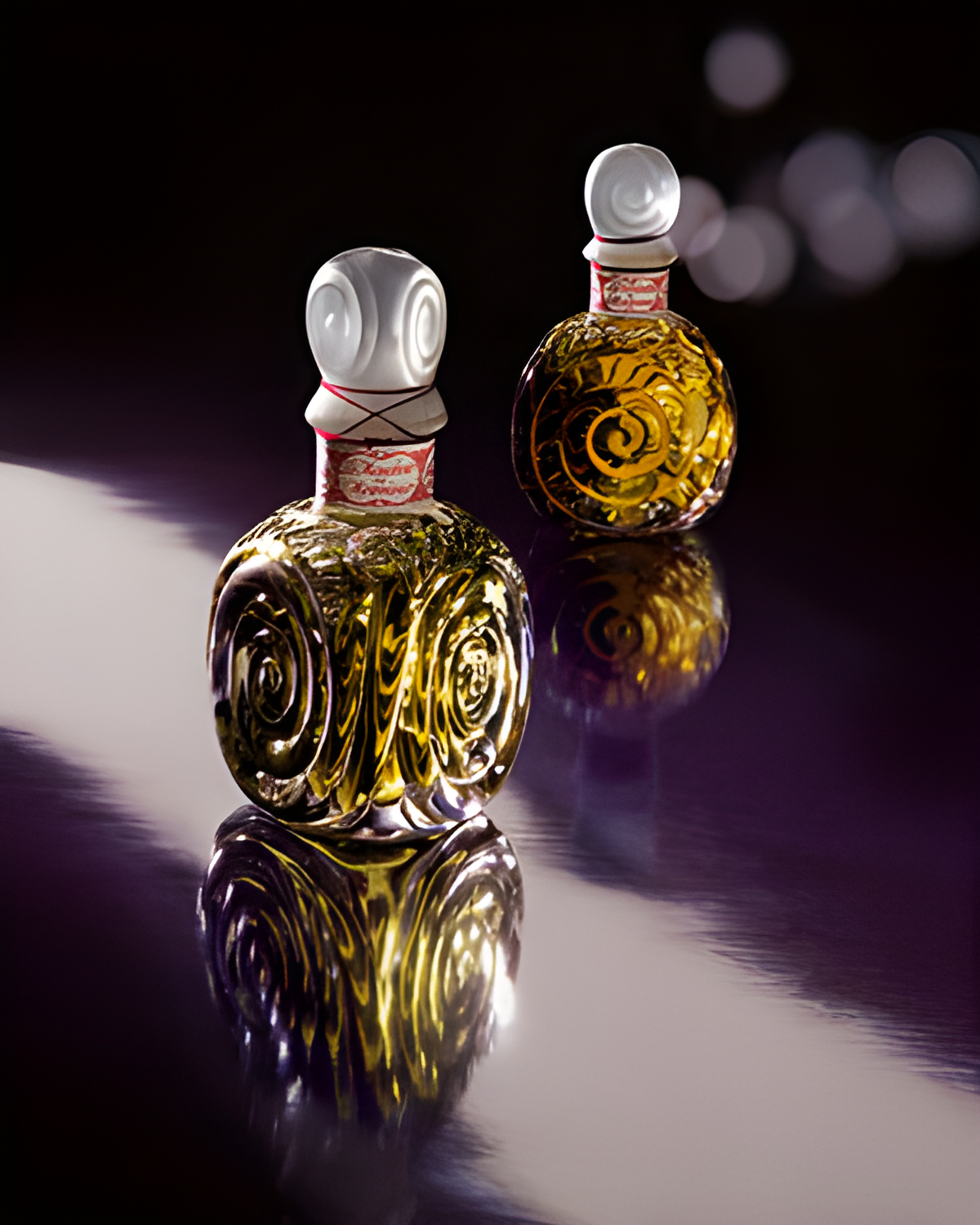 Voilette de Madame by Guerlain perfume bottle