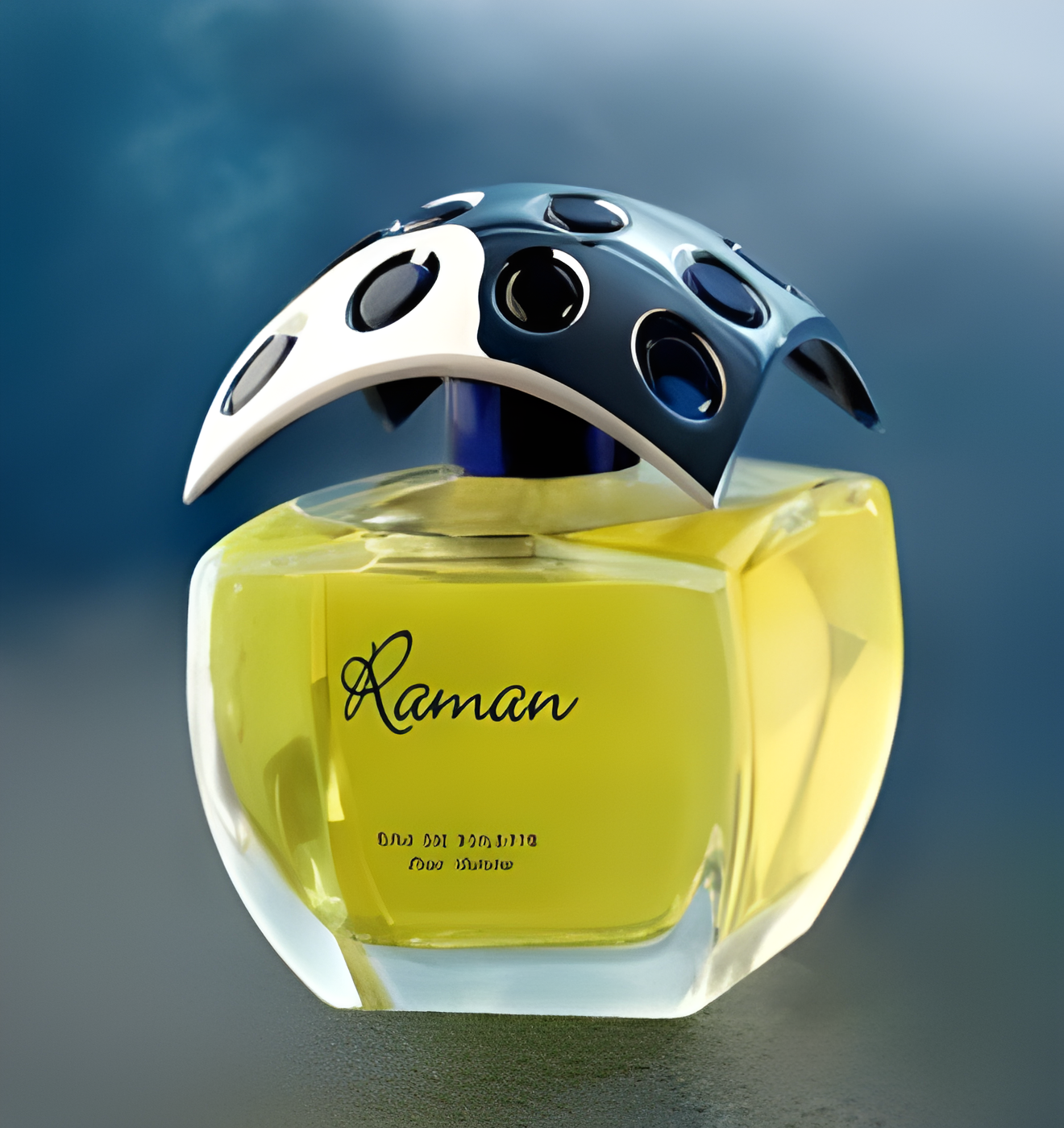 Raman by Abdul Samad Al Qurashi perfume bottle