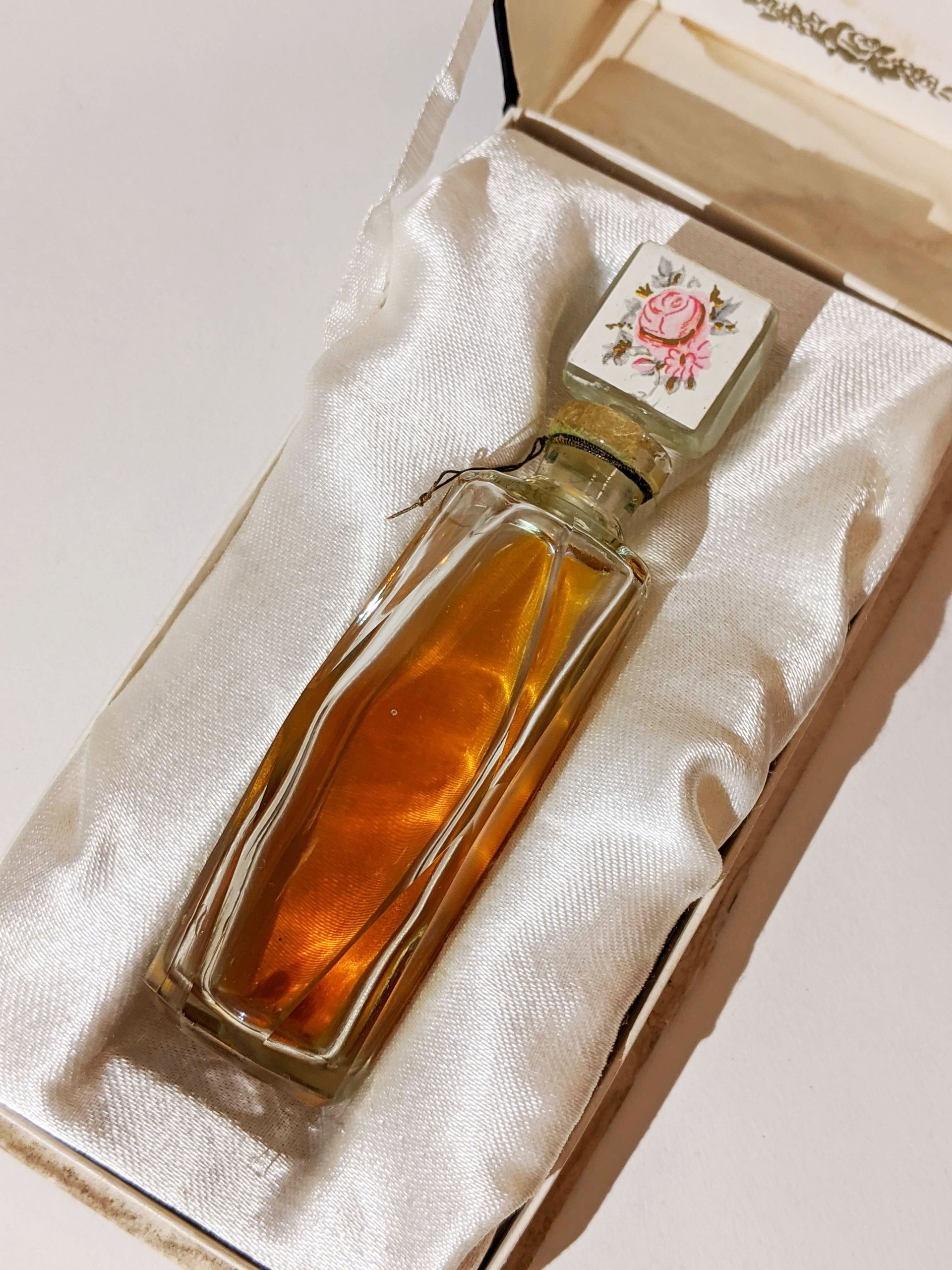 Черное Домино (Black Domino) by Северное сияние perfume bottle