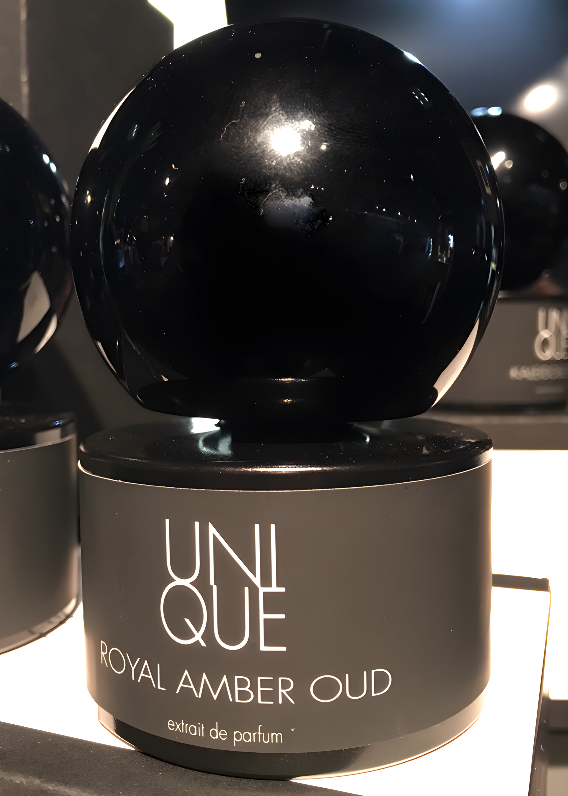 Royal Amber Oud by Unique perfume bottle