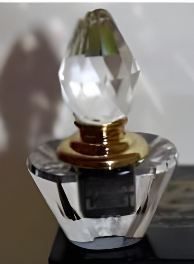 Dhen Al Oud Safa by Abdul Samad Al Qurashi perfume bottle