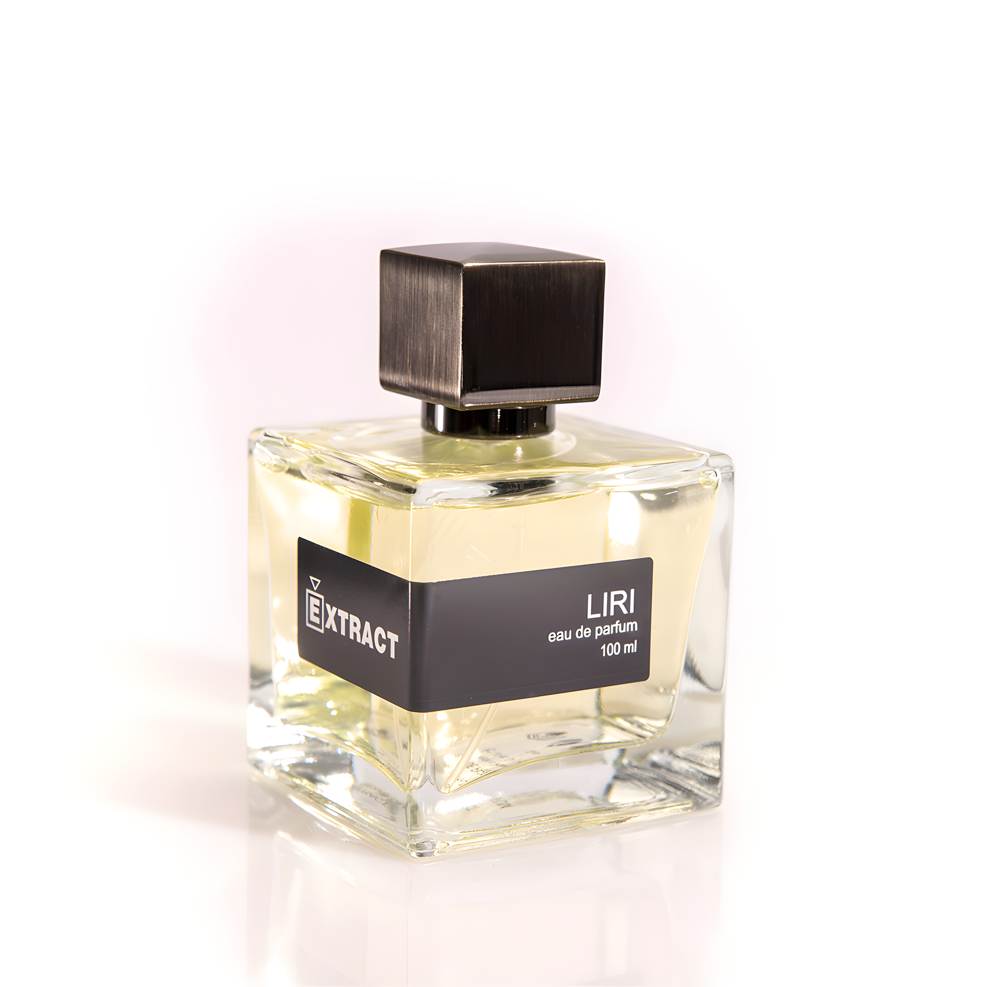 Liri by Extract perfume bottle
