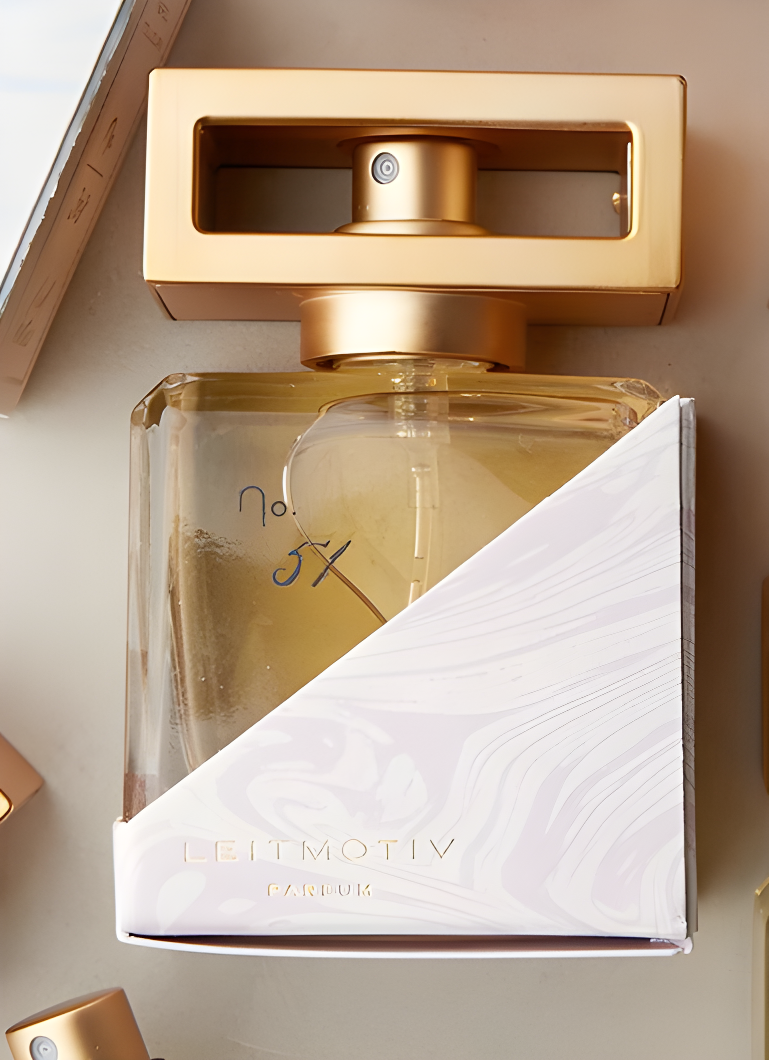No 51 Etude en Bois by Leitmotiv perfume bottle