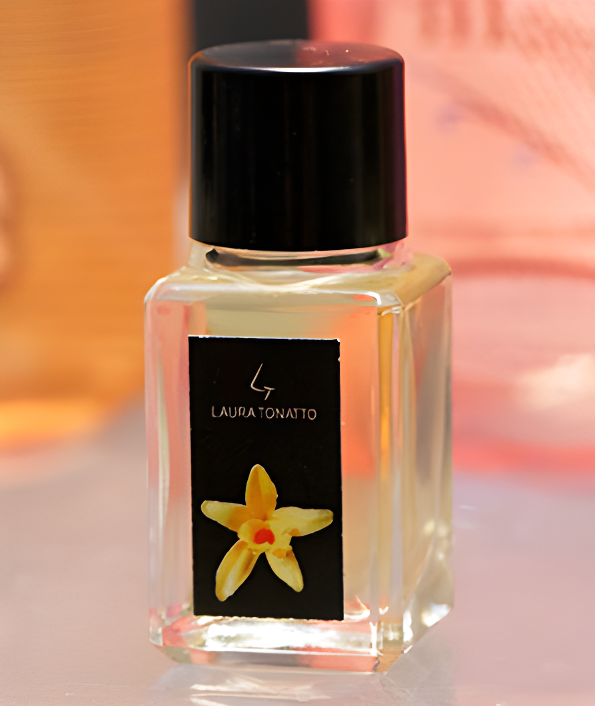 Bianco by Tonatto Profumi perfume bottle
