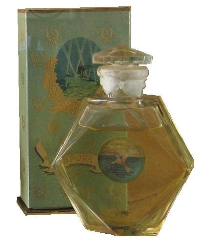 Аврора (1947) by Северное сияние perfume bottle