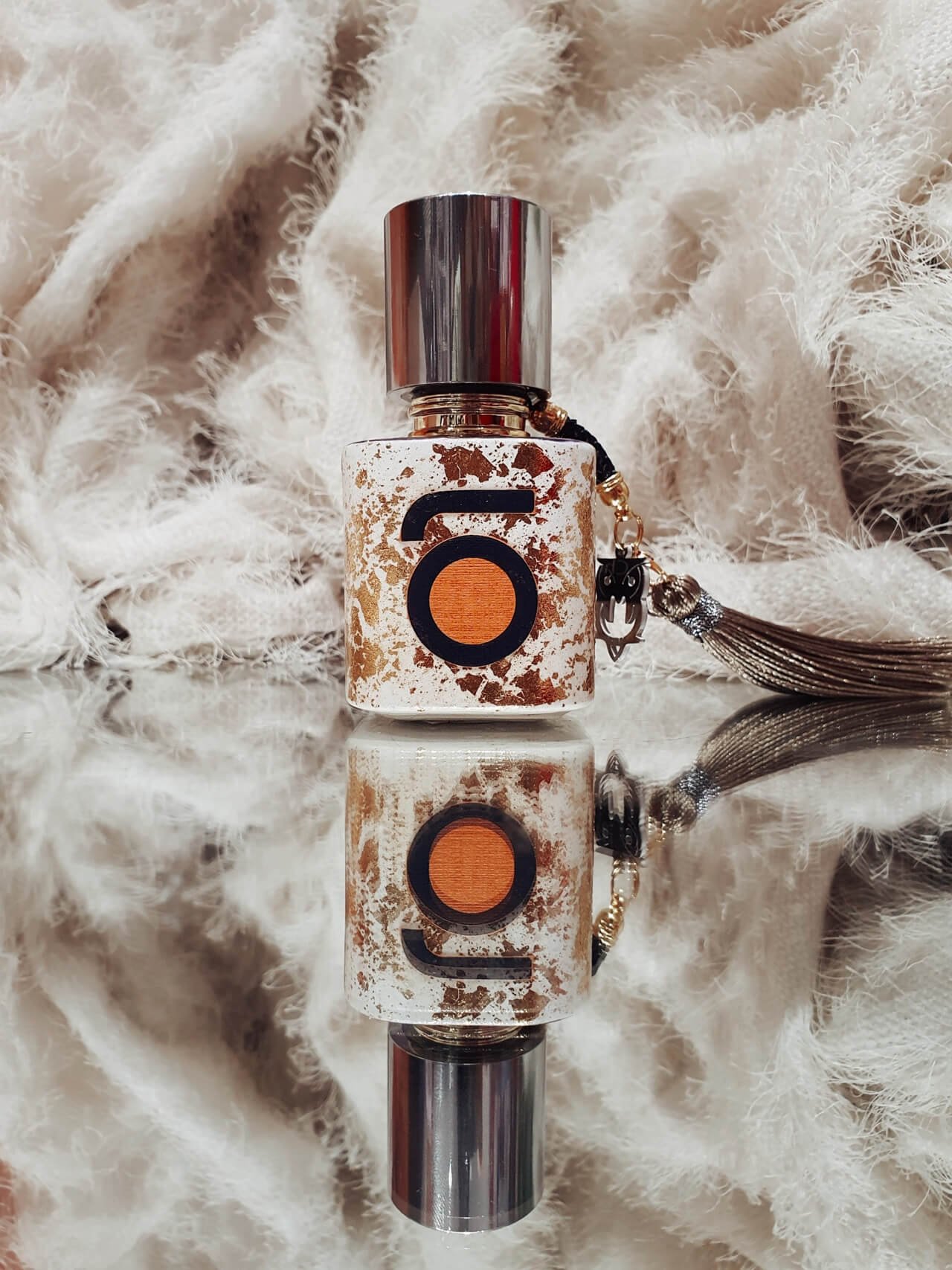 Chouette Vierge No. 6 by Chouette Vierge Parfumée perfume bottle