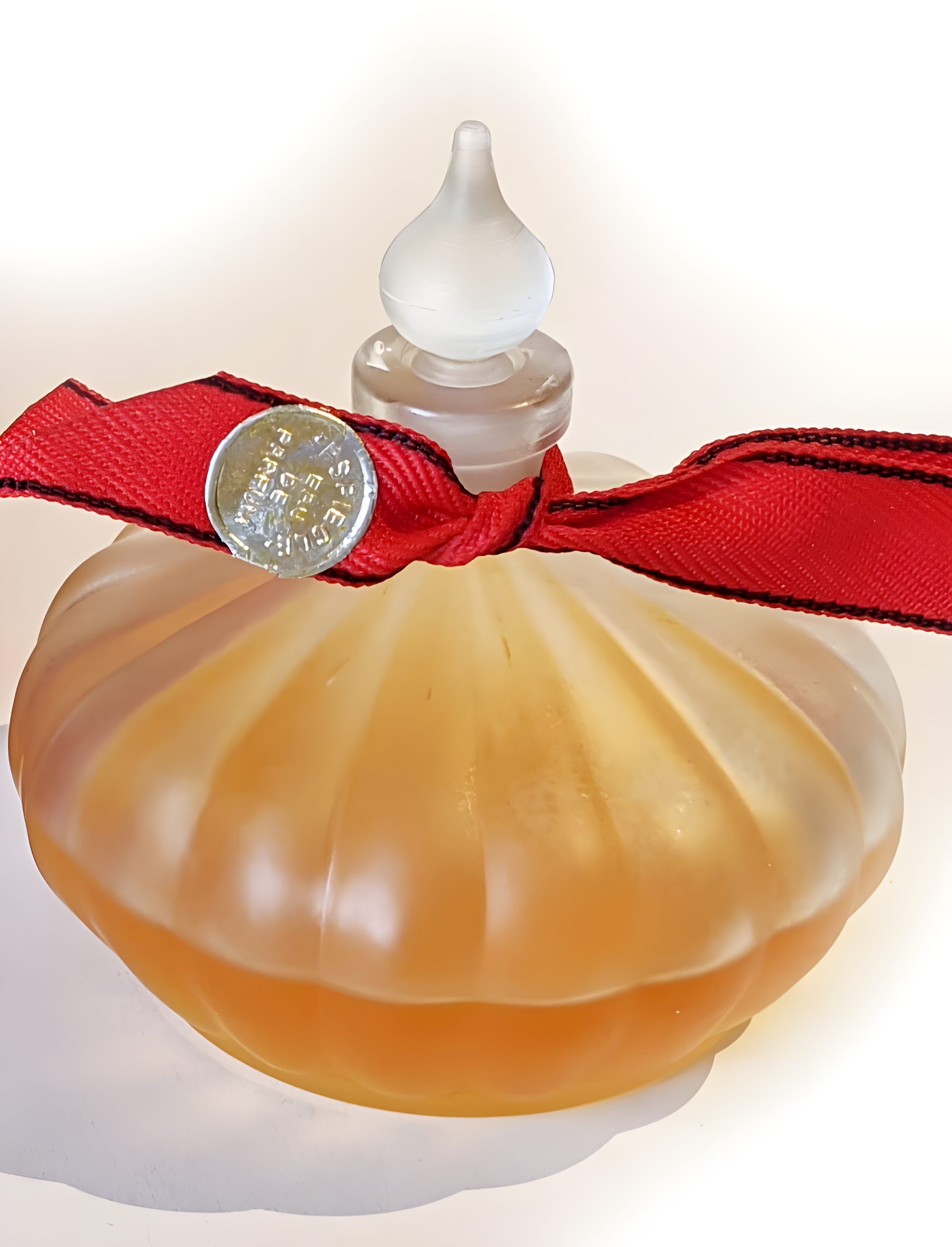 Шалунья (Shalunya) by Новая Заря (The New Dawn) perfume bottle