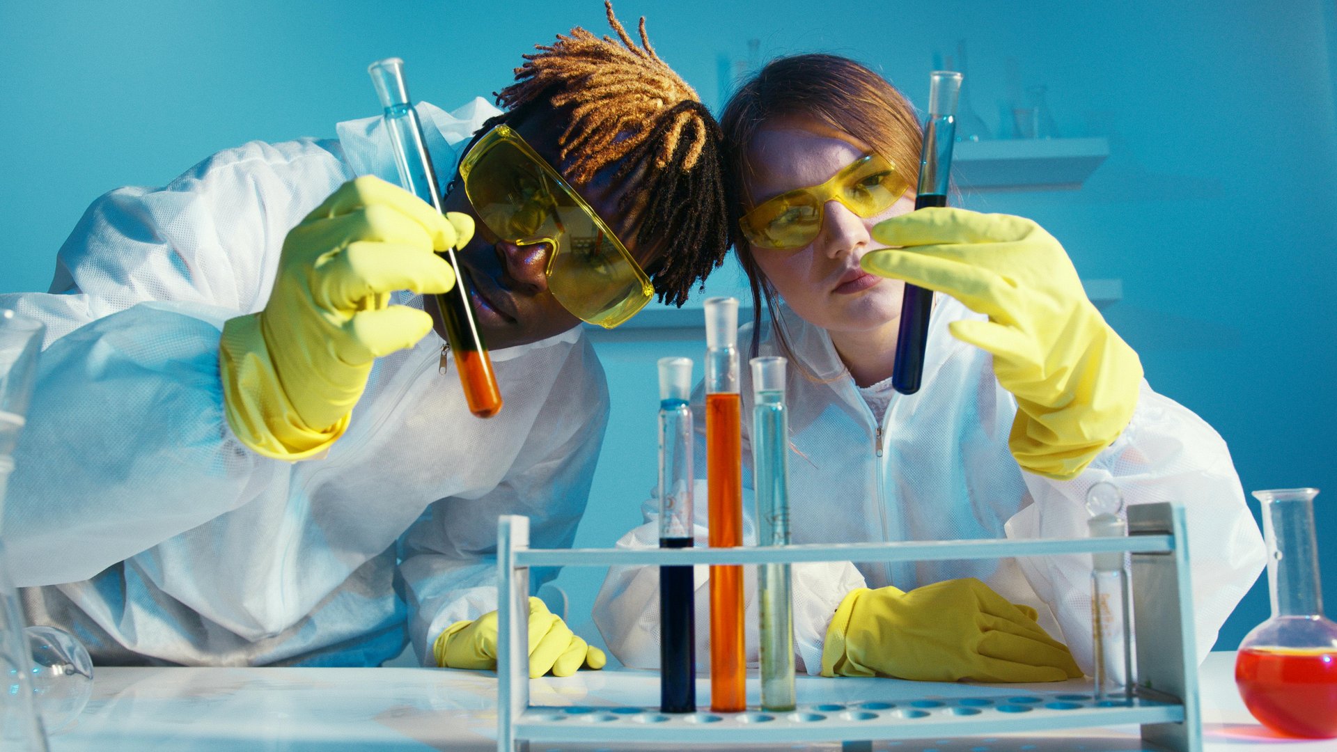 What is a Molecular Fragrance?