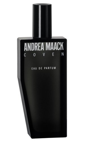 Andrea Maack Coven